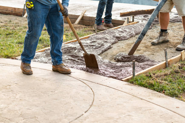 Best Concrete Sidewalk Installation in St Charles, IL